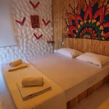 Bilge Alacati Butik Otel
